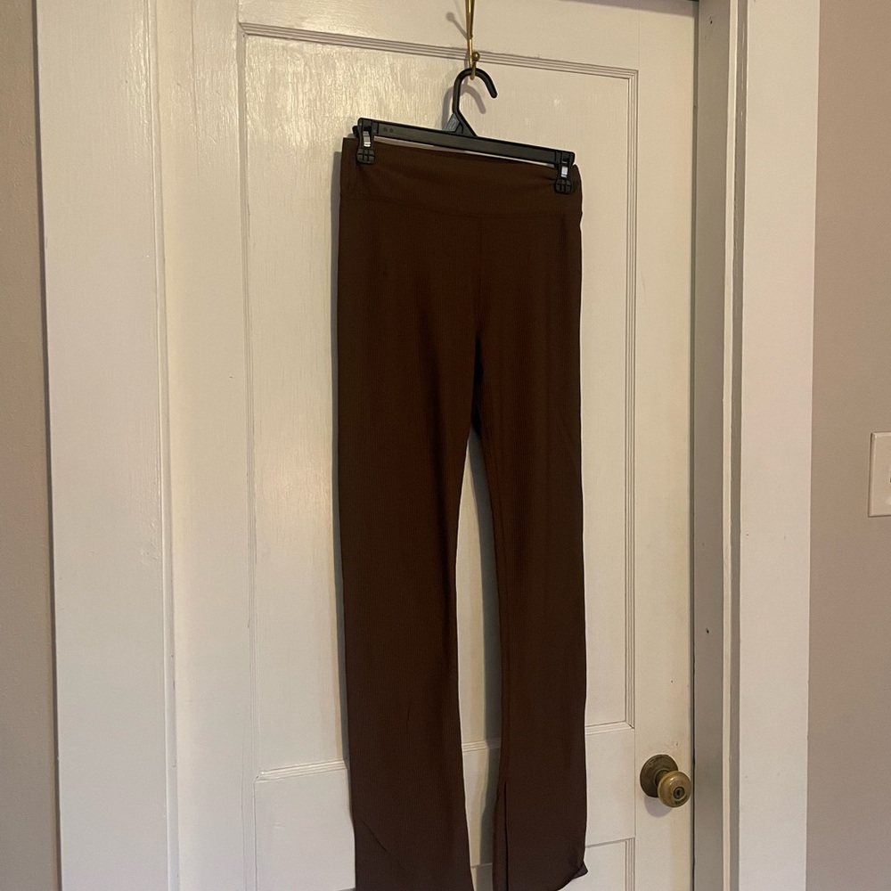 Women’s Brown Rived Flare leggings